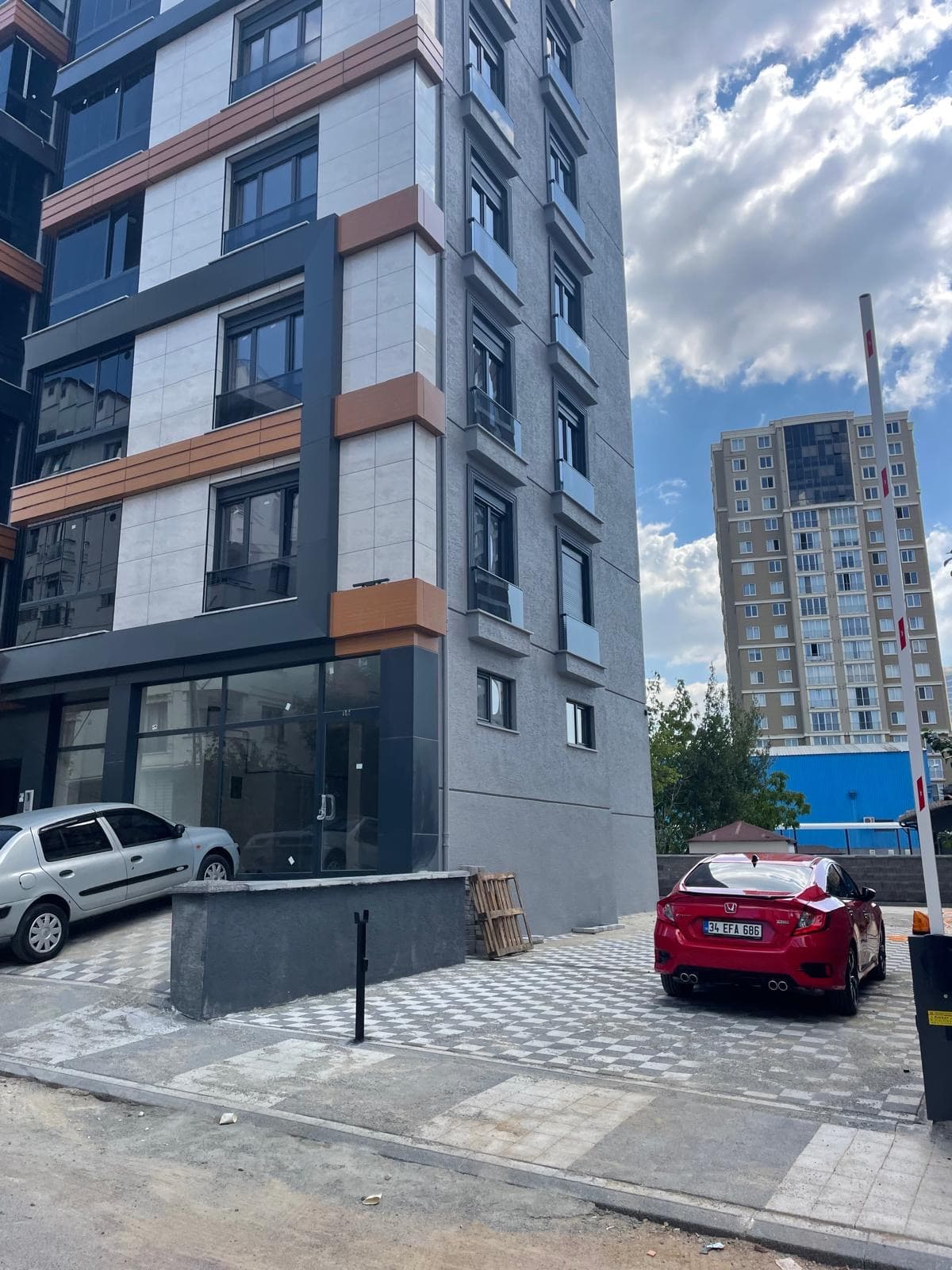 Karadağ Apartmanı Soğanlık Kartal konut projesi yan cephe görünümü